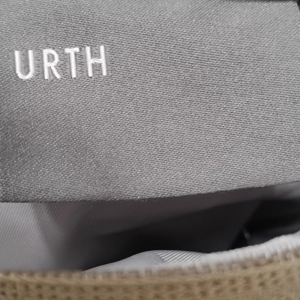 Urth Andesite Camera Crossbody